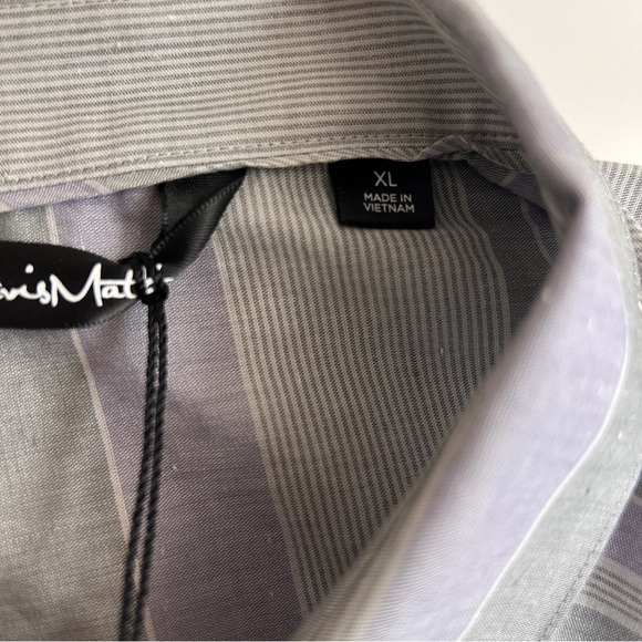 New with defect  - Travis Mathew FIST BUMP Size XL Button Down Gray Striped - Picture 7 of 8